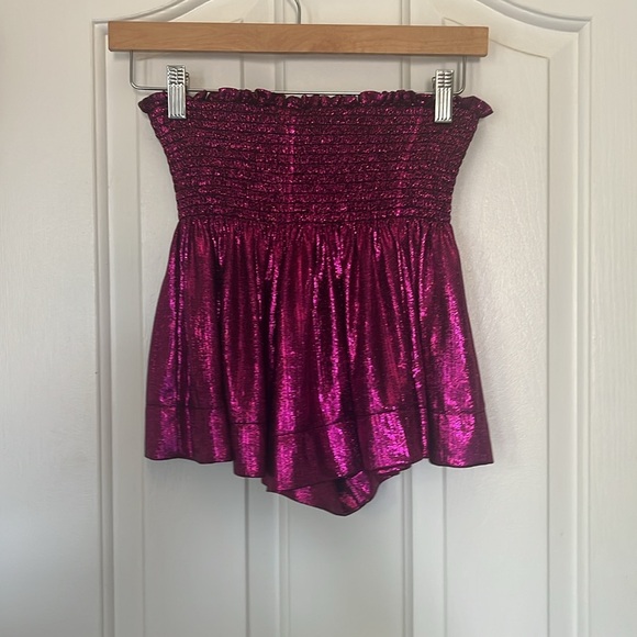 Queen of Sparkles | Hot Pink Metallic Shorts Size XS - Picture 6 of 10